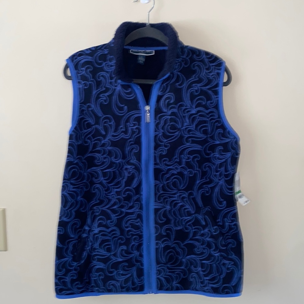 COZY WINTER VIBES NWT Karen Scott Sport Navy Patterned Fleece Vest size L